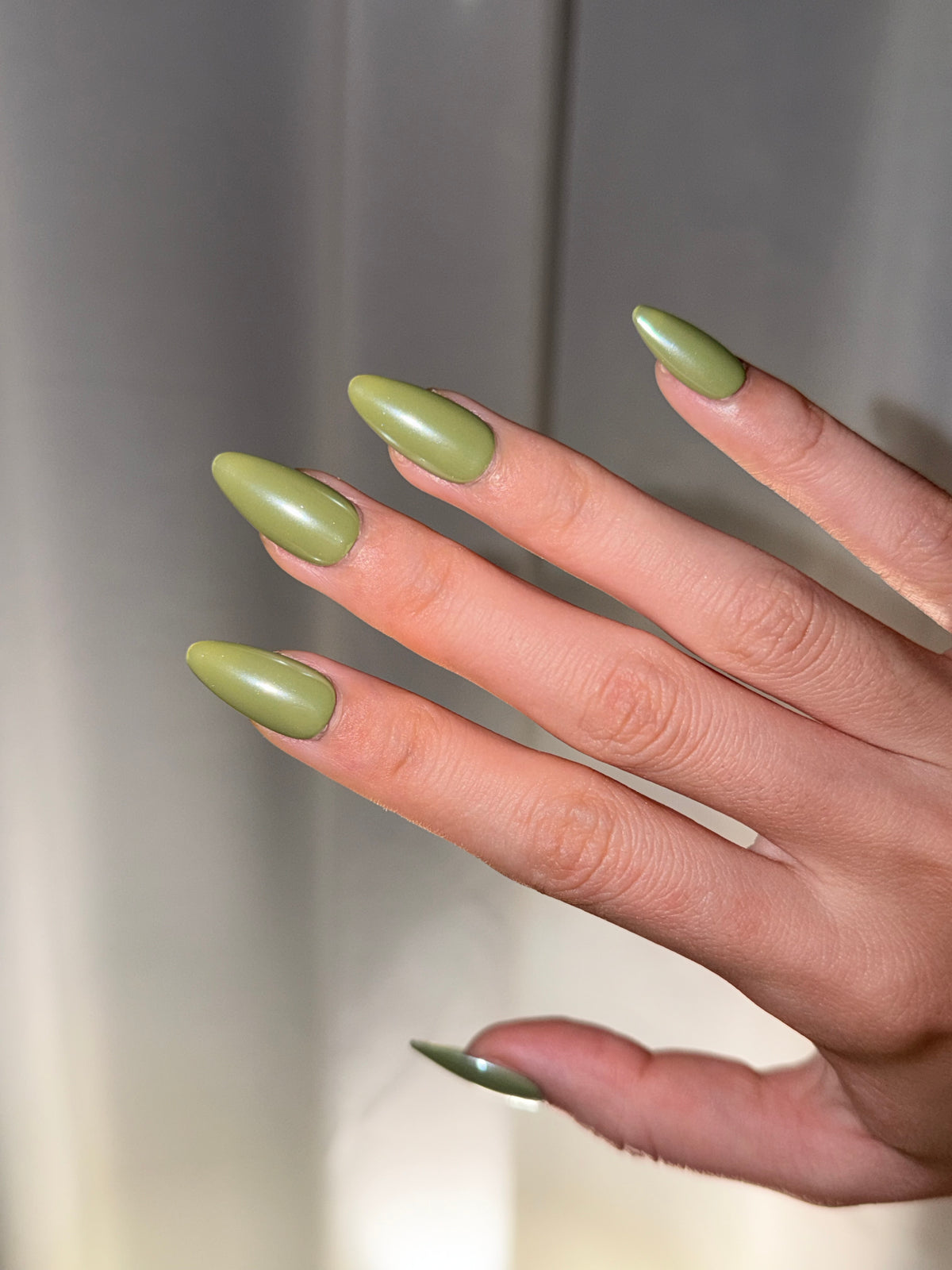 Sage Glow – Handmade Press-On Nails