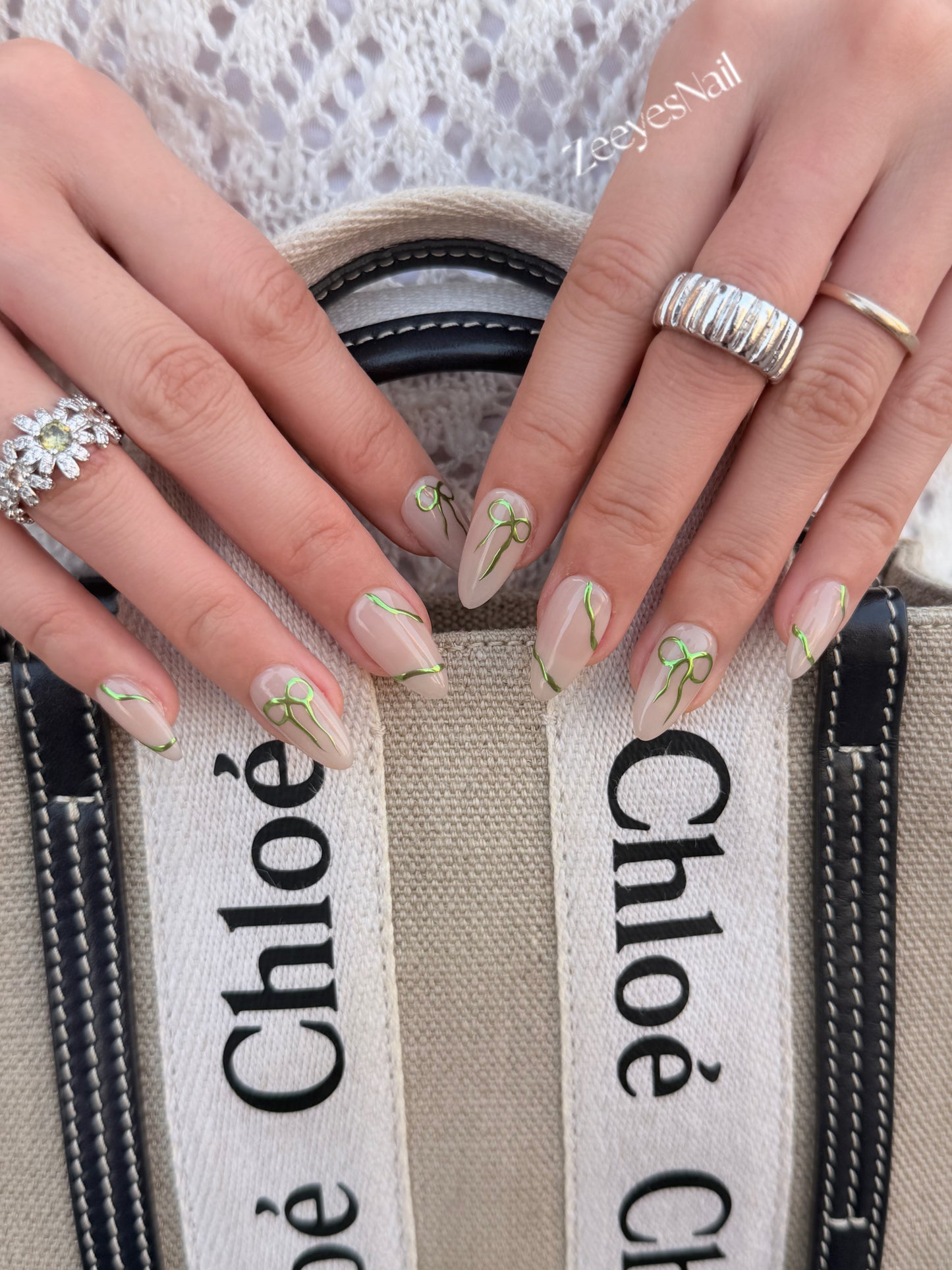 Chrome Ribbon