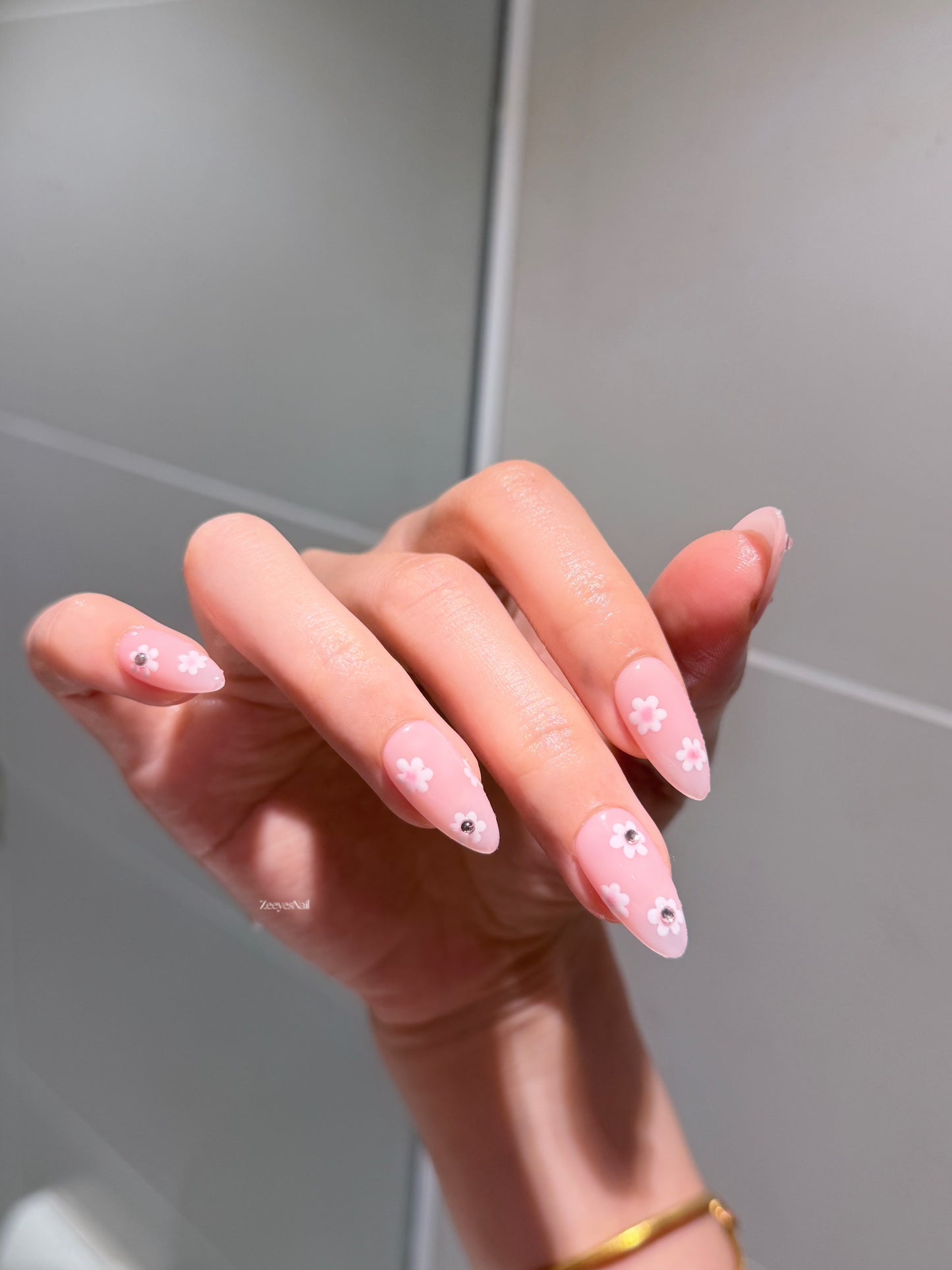 Pinky Bloom