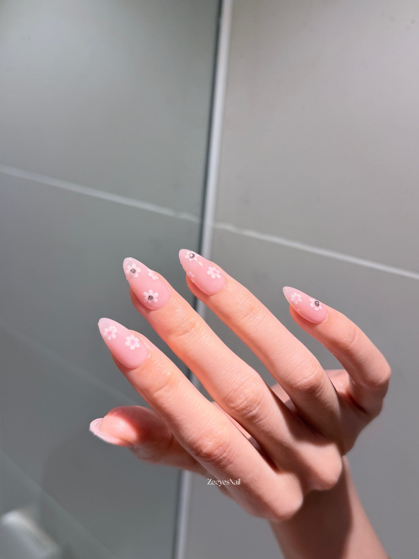 Pinky Bloom