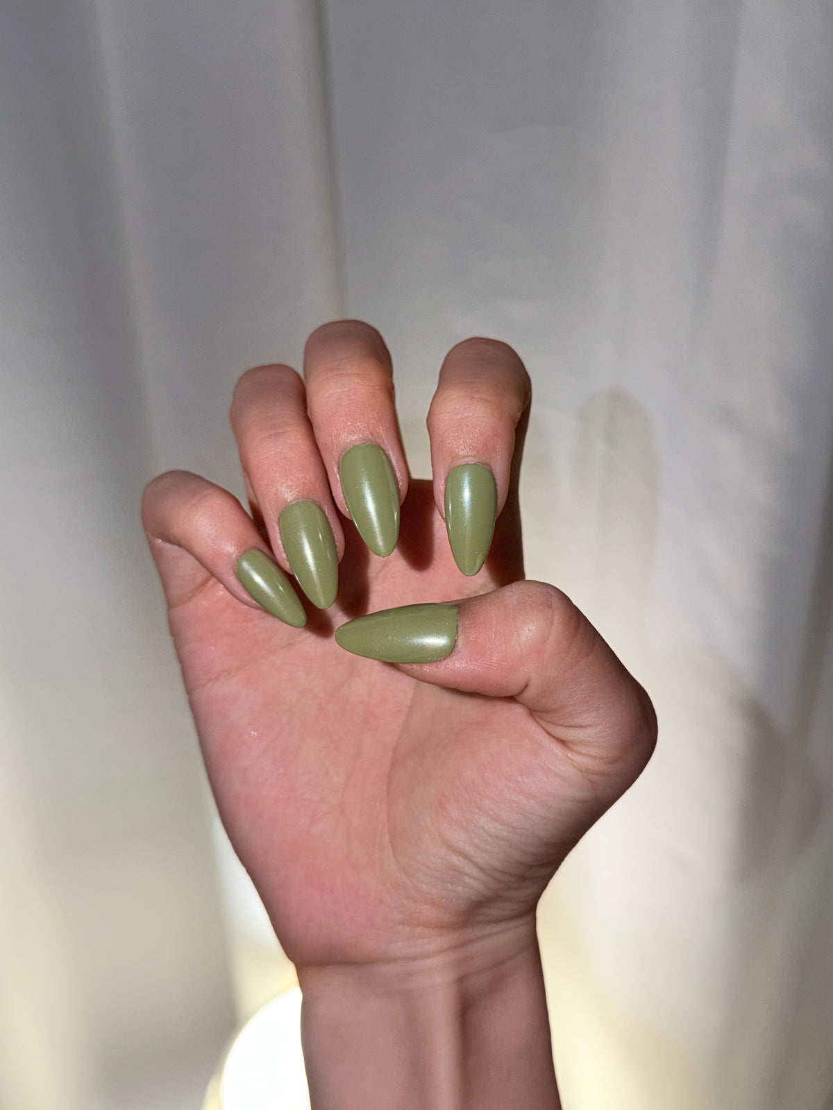 Sage Glow – Handmade Press-On Nails